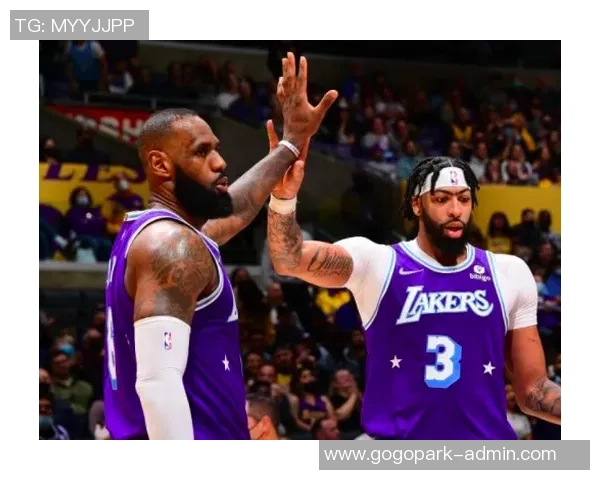 NBA一夜动态：库里遭两大伤病，杰威复出时刻框定，浓眉新进展